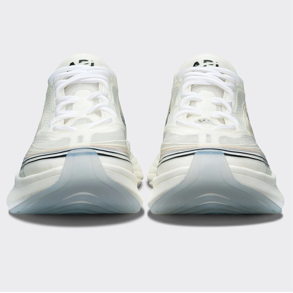 Women’s APL streamline size 7 great condition retail $320 white/clear/black - Picture 2 of 7